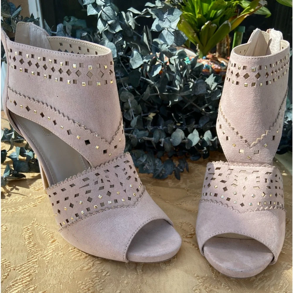 Jennifer Lopez dark blush Sweet Gum High Heels with cut outs size 10 - Picture 12 of 13